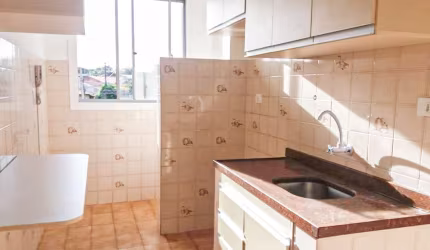 Apartamento com 3 quartos à venda na Graúna, --, Vitória Régia, Londrina por R$ 200.000