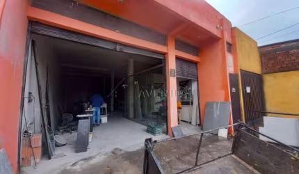 Barracão / Galpão / Depósito à venda na Luiz Betti, --, Jardim Marissol, Londrina por R$ 420.000