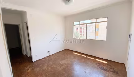 Apartamento com 2 quartos para alugar na Rua Solimões, --, Jardim Agari, Londrina por R$ 900