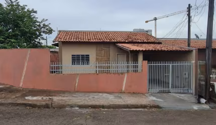 Casa com 3 quartos à venda na Geralda de Nobre, --, Jardim Pacaembu, Londrina por R$ 235.000