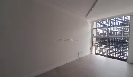 Sala comercial para alugar na Avenida Bandeirantes, --, Centro, Londrina por R$ 2.100