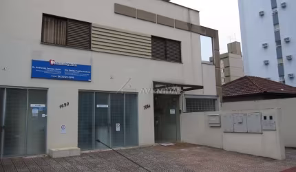 Apartamento com 1 quarto para alugar na Avenida Rio de Janeiro, --, Centro, Londrina por R$ 1.400