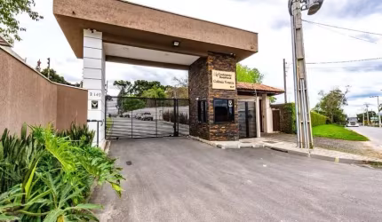 Lote 19 disponível para venda no condomínio Colônia Veneza.