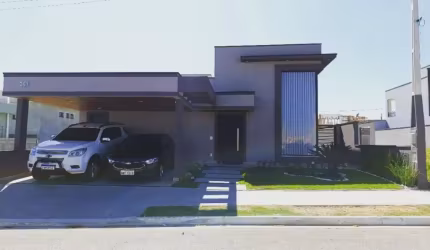 LINDA CASA TÉRREA NO CONDOMÍNIO ARUANÃ