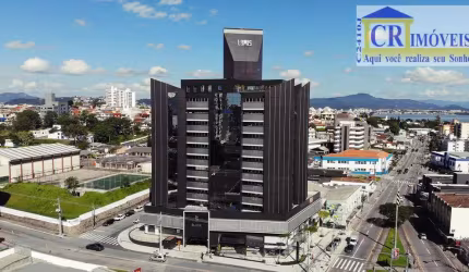 Sala comercial no Estreito Florianópolis .