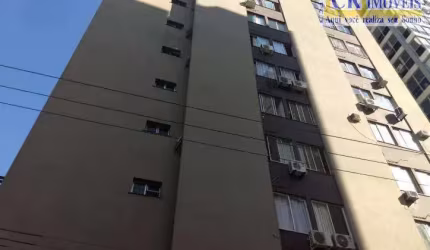 Apartamento de 1 dormitório, no Centro de Florianópolis/SC