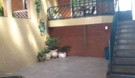Casa - Padrão, para Venda em São Paulo/SP