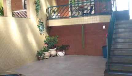 Casa - Padrão, para Venda em São Paulo/SP