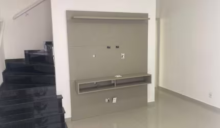 Casa - Padrão, para Aluguel em São Paulo/SP