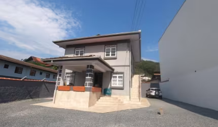 Casa comercial à venda na Rua Governador Jorge Lacerda, 1111, Velha, Blumenau, 230 m2 por R$ 900.000