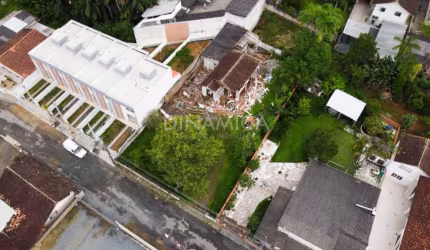 Terreno à venda na Rua Ricardo Maas, 08, Velha, Blumenau, 770 m2 por R$ 999.000