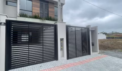 Casa com 2 quartos à venda na Rua Flor de Lotus, S/N, Santa Terezinha, Gaspar, 126 m2 por R$ 550.000