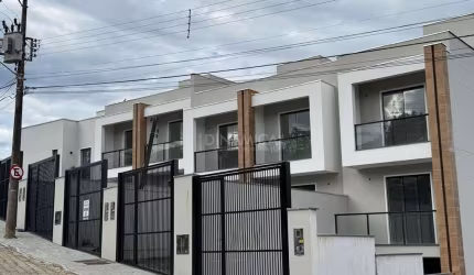 Casa com 2 quartos à venda na Rua Erwin Jenichen, 135, Itoupava Central, Blumenau, 127 m2 por R$ 329.000