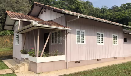 Casa com 4 quartos à venda na Rua Bernardo Reiter, 334, Velha Central, Blumenau, 191 m2 por R$ 900.000