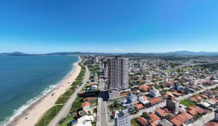 Apartamento com 3 quartos à venda na Avenida Nereu Ramos, 5885, Centro, Balneário Piçarras, 106 m2 por R$ 1.317.868