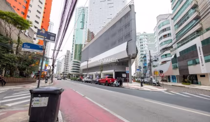 Sala comercial à venda na Rua 3450, 37, Centro, Balneário Camboriú, 68 m2 por R$ 1.960.000