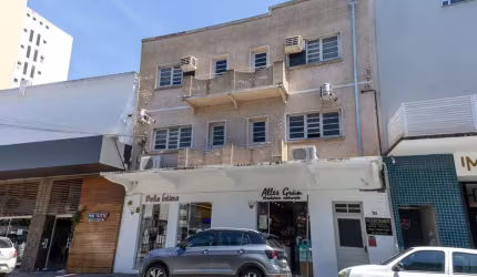 Prédio à venda na Rua Doutor Amadeu da Luz, 30, Centro, Blumenau, 306 m2 por R$ 1.500.000