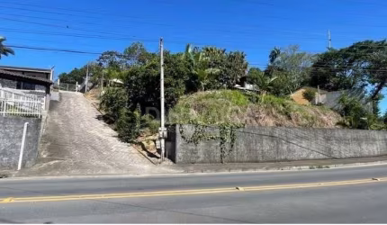 Terreno comercial à venda na Rua Theodoro Pasold, SN, Fidélis, Blumenau por R$ 560.000