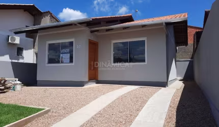Casa com 2 quartos à venda na Rua Rubia Simão, 37, Estrada das Areias, Indaial, 72 m2 por R$ 340.000
