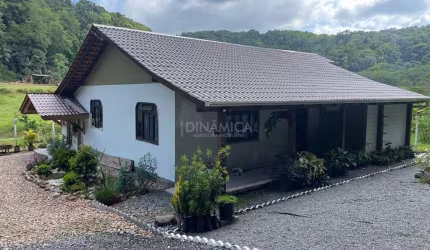 Chácara / sítio com 2 quartos à venda na Rua Pato Branco, 100, Encano do Norte, Indaial, 160 m2 por R$ 1.080.000