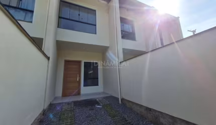 Casa com 2 quartos à venda na Rua dos Candangos, 73, Ribeirão Fresco, Blumenau, 74 m2 por R$ 350.000