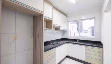 Apartamento com 2 quartos para alugar no Victor Konder, Blumenau , 62 m2 por R$ 2.350