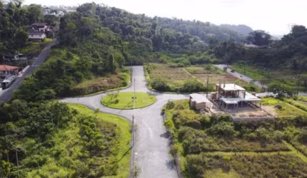 Terreno à venda na Rua Artur Koball, Escola Agrícola, Blumenau por R$ 680.000
