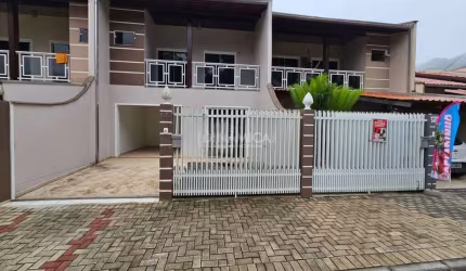 Casa com 2 quartos à venda na Rua Conde de São Simão, 147, Fortaleza, Blumenau por R$ 430.000