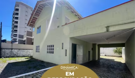 Casa comercial com 2 salas para alugar no Itoupava Norte, Blumenau , 195 m2 por R$ 2.800