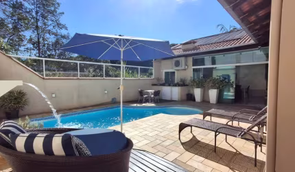 Casa com 3 quartos à venda na Rua Benjamin Constante Margarida, 71, Água Verde, Blumenau, 184 m2 por R$ 1.090.000