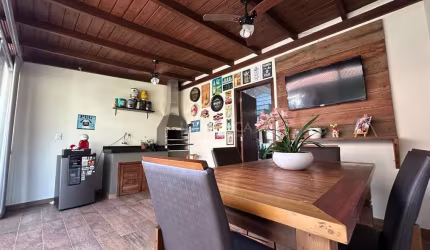 Casa com 2 quartos à venda na Rua Mara Aparecida Freitas, 295, Fidélis, Blumenau, 130 m2 por R$ 470.000