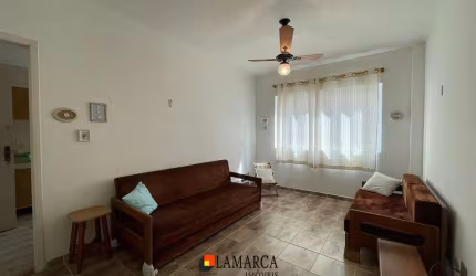 Apto. de um dormitorio a venda no Guaruja