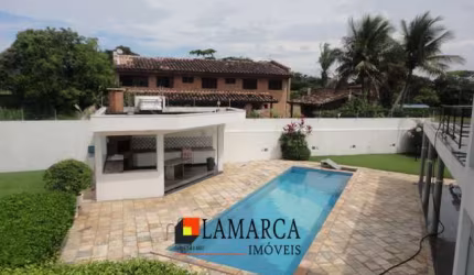 casa em cond fechado no Guarujá