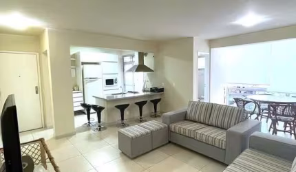 Apartamento no Guarujá com 2 quartos na enseada
