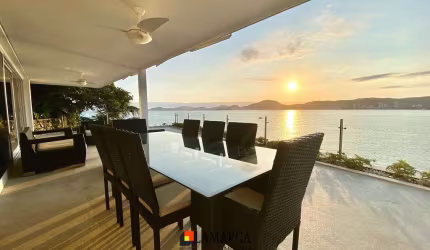 Casa a venda em Condominio Península do Guaruja