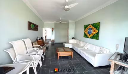 Cobertura com 3 dts. a venda no Guaruja