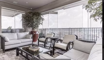 Apartamento para Venda em São Paulo, Jardim Europa, 4 dormitórios, 3 suítes, 5 banheiros, 5 vagas