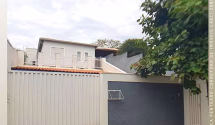 Casa para Venda em São João da Boa Vista, Jardim Vila Rica, 3 dormitórios, 2 banheiros, 5 vagas