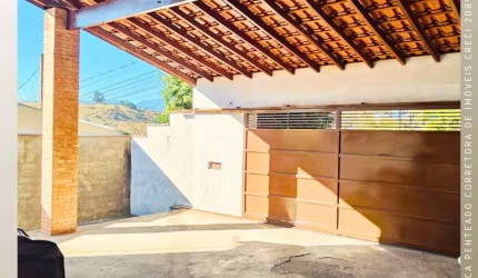 Casa para Venda em São João da Boa Vista, Jardim Recanto dos Pássaros II, 2 dormitórios, 1 suíte, 1 banheiro, 2 vagas