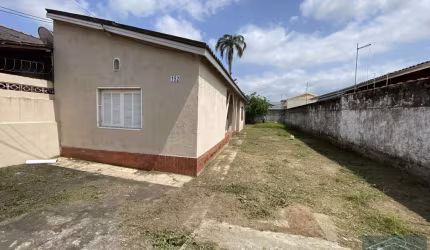 Casa para Venda em Caraguatatuba, Jardim Nomar, 2 dormitórios, 1 suíte, 2 banheiros, 5 vagas