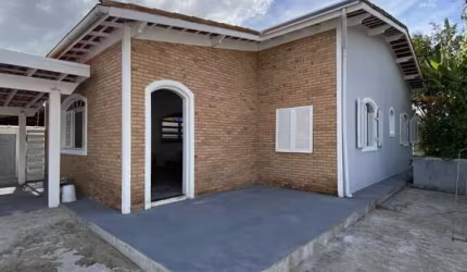 Casa para Venda em Caraguatatuba, Pontal de Santa Marina, 3 dormitórios, 1 suíte, 2 banheiros, 4 vagas