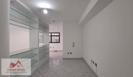Conjunto/Sala à Venda em Bosque da Saúde - 40m² por R$235k