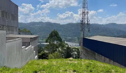 Terreno à venda 1153M² / Itapevi / Contato: (11) 94332-1122