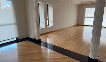 Apartamento no Morumbi com 247m², 3 quartos, 3 suítes, 4 vagas.