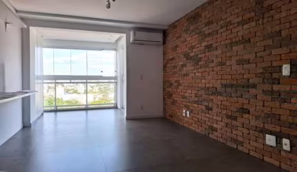 Cobertura à Venda com 123m², 2 dormitórios, 1 suíte, 2 salas e 2 vagas!!!