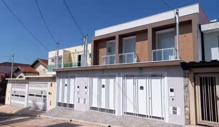 Sobrado 3 quartos, 2 vagas Cupecê