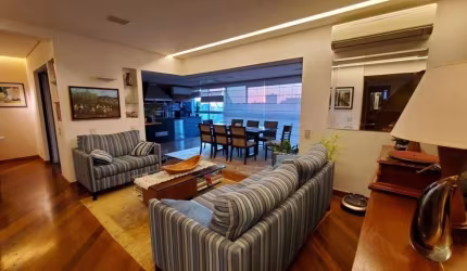 Apartamento à Venda no Condomínio Villaggio de Panamby, Panamby - São Paulo