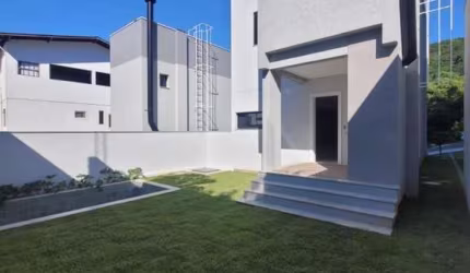 Casa para Venda em Balneário Camboriú, ARIRIBÁ, 4 dormitórios, 4 suítes, 5 banheiros, 4 vagas