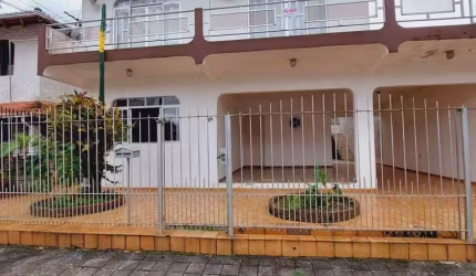 Casa para Venda em Balneário Camboriú, Nações, 5 dormitórios, 4 suítes, 5 banheiros, 3 vagas