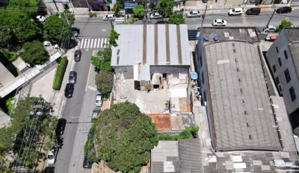 Terreno comercial para venda, 914m²